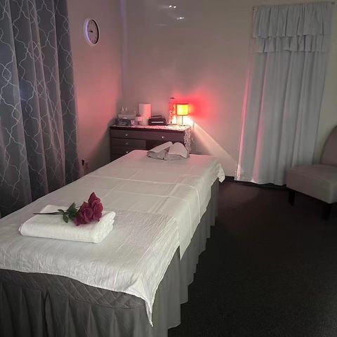 Island Oasis Spa, massage spa in Terre Haute, IN
